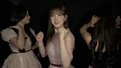 [220917] Yujin, Chaehyun & Dayeon Twitter update: Kep1er Japan Debut Showcase Live <𝙁𝙇𝙔-𝙐𝙋>