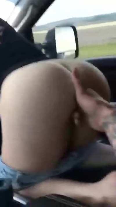 A freeuse toy to take along on the roadtrip