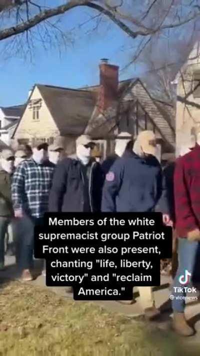 Patriot front and other far-right groups target drag event