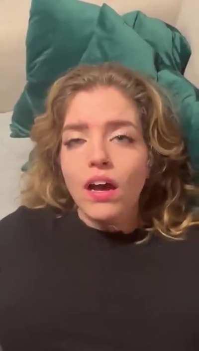 Beautiful brunette can’t take it