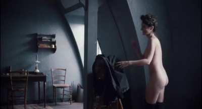 Noemie Merlant in 'Curiosa' (2019)