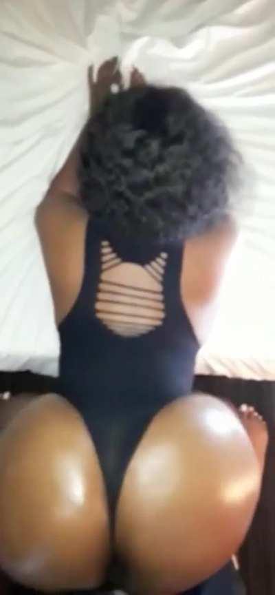 Ebony shakes ass then takes backshots!!