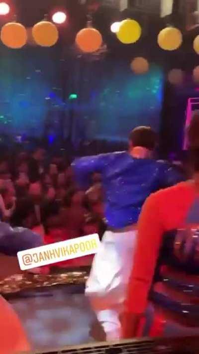 Slutty Dance, ALWAYS! Janhvi Kapoor