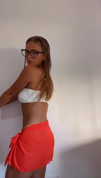 think you can handle this cutie