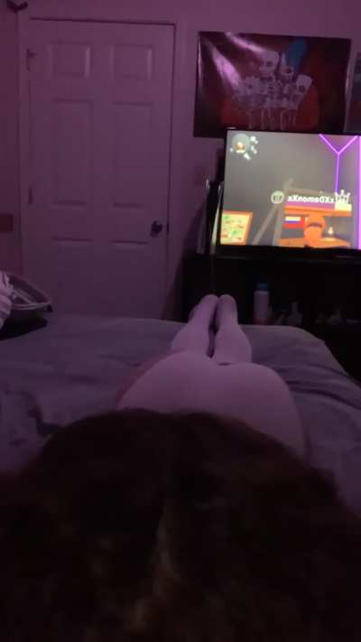 can i keep u warm? >\\\\<