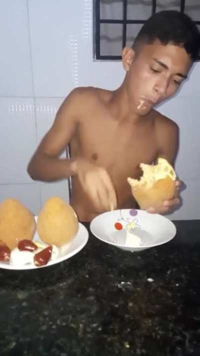 Hmmm coxinha 😋