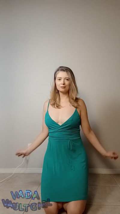 Green dress gets a pass