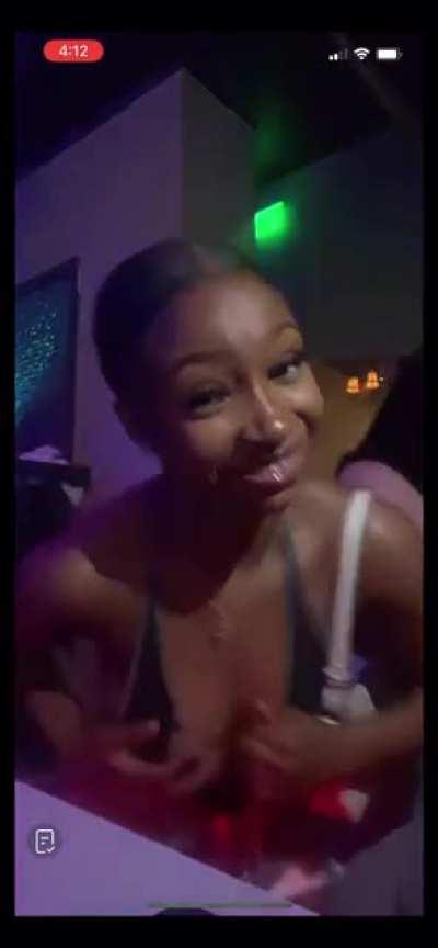 TikTokLive - Video #5702