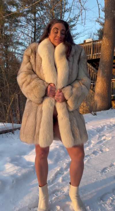 We are now 6 months away from ‘Nude With Just the Fur Coat in the Snow Season’, but my Big Bush is Year Round.