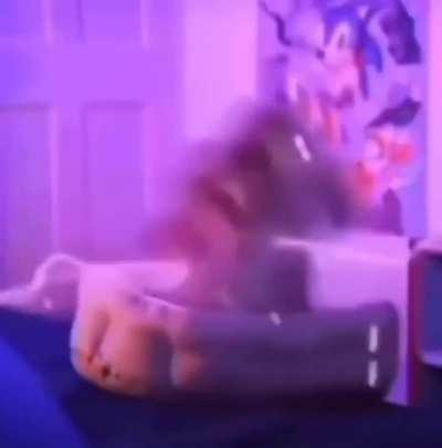 AM DYING 😭😭😭😭