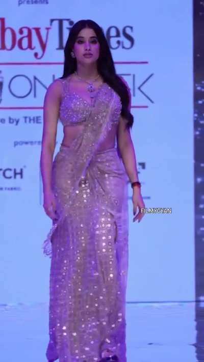 How's Janvi getting work even after no hits in her career?