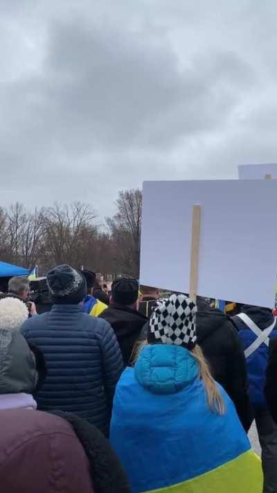 This hauntingly beautiful song was sung during the rally today in Washington DC. Can anyone identify what song it is? I recognize it from Euromaidan but I dont know its name.