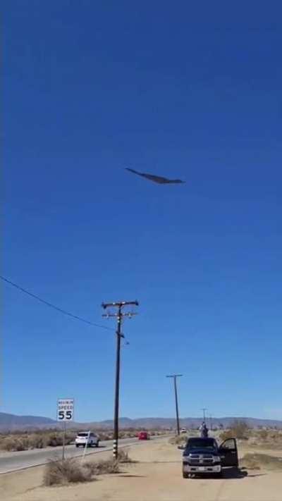 What a beautiful sound this B-2