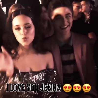 The extraordinary beauty of our goddess 😍😍😍