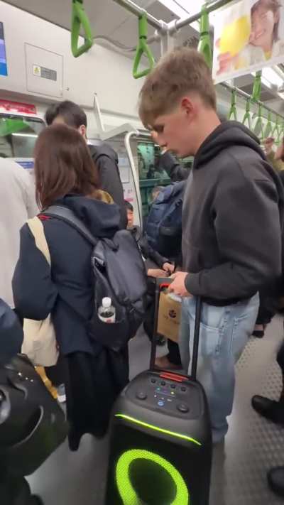 Blasting music in Japan