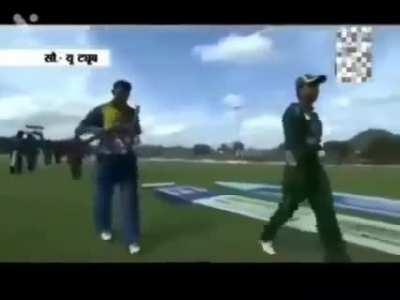 Shehzad doing side business