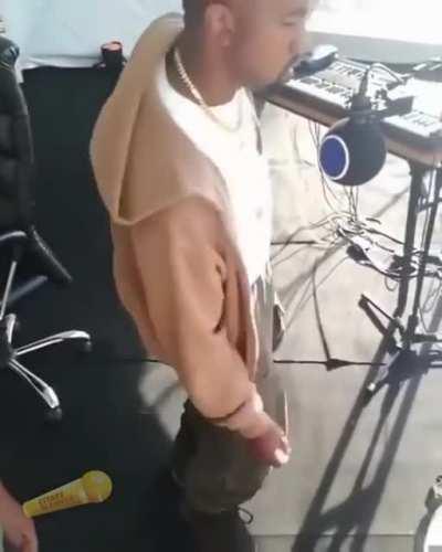 Manea electorală pentru Kanye