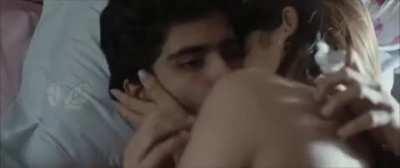 Resham Shrivardhan hot scene (Kissing, riding)