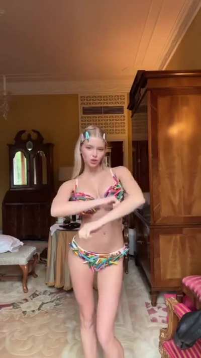 Today's look - TikTok September 2025