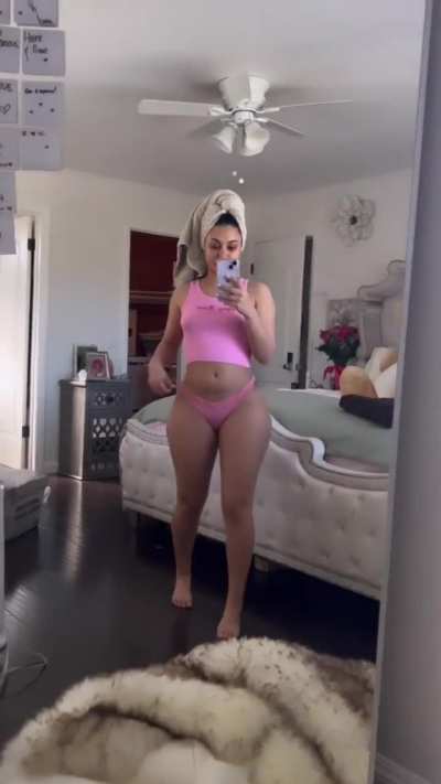 Himynamestee 🍑🙂