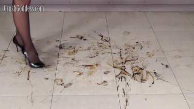 CG Marina grub crush