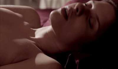 Daphne Patakia Oral & Masterbation scene in Spring Awakening(2015)