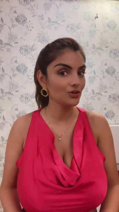 Look at this wonderful woman ...