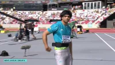 Neeraj Chopra tops the Qualifications of his group in his first attempt with a throw of 88.77M(Season Best). Also qualifies for Paris'24 Olympics! Final is on 27th Aug!