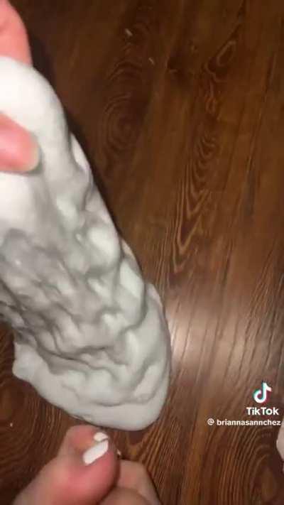 I wish she had put her feet in the slime TBH