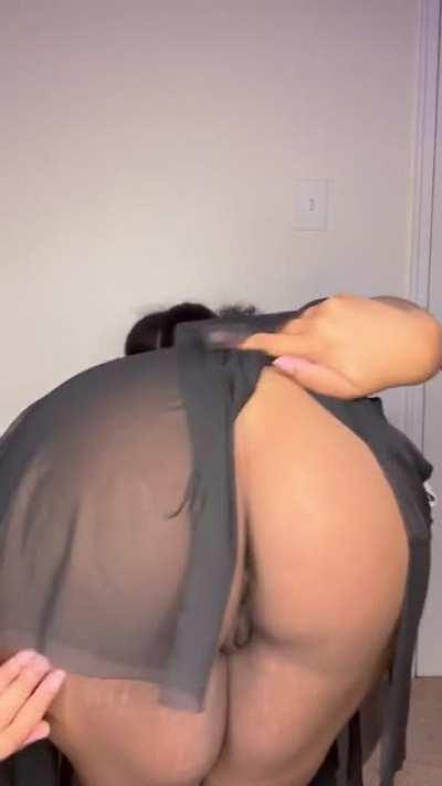 Come pull on my pigtails