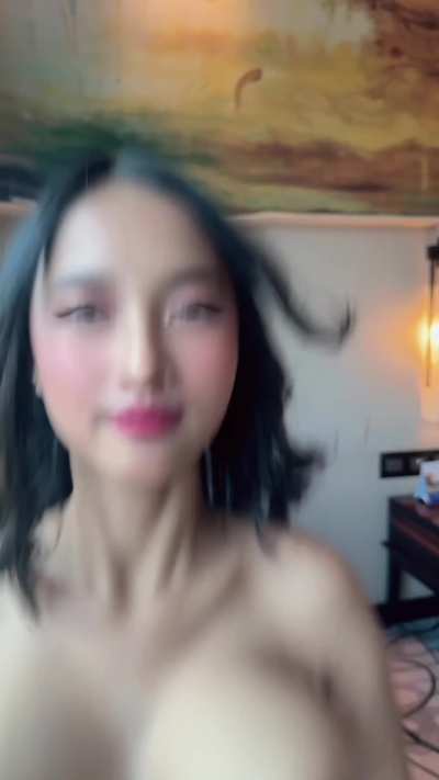 Revealing my jigglers ^.^