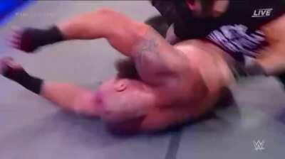 [SummerSlam Spoilers] Champion and Challenger attacked after the main event