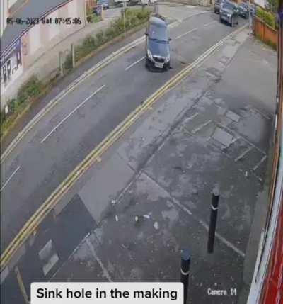 Im suprised the driver didn't  get a sinking feeling something was wrong after watching the car in front of him.