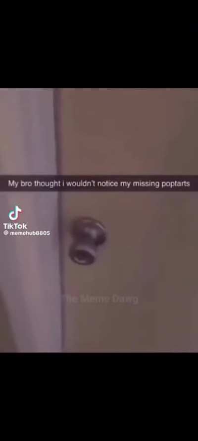 *Insert Tom and Jerry scream*