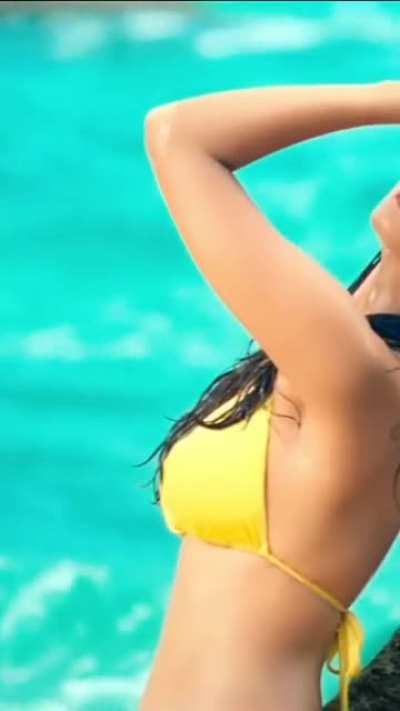 Can't count the number of times I have fapped to this clip ✊💦.Alia is just too cute and looks like an innocent slut.