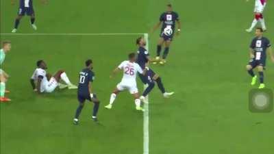 The butcher actually thinks he can play football hahahahaha