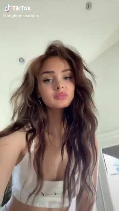 I would literally like, get in a room with her, light a bunch of candles, turn the lights off, strip her naked, and lick hot caramel off her back, then lick whipped cream out of her belly button 😍😍😍🔥🔥🔥