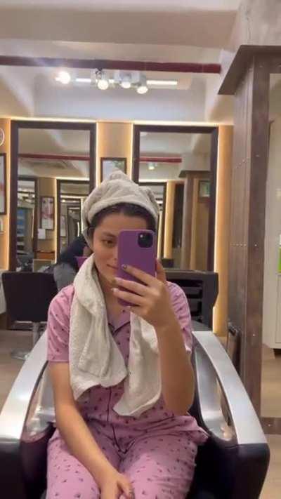 What tf ? Death and haircut , things ppl do for clout smh