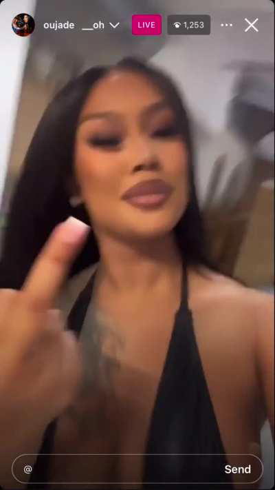 Ohsoyoujade baddiegi_ 