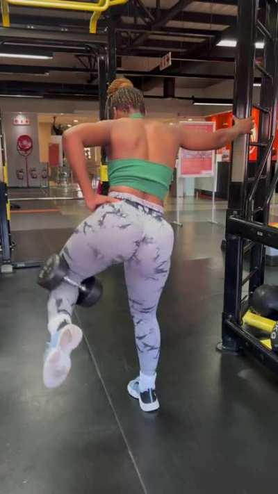 The jiggles my lord tshxlo_felo