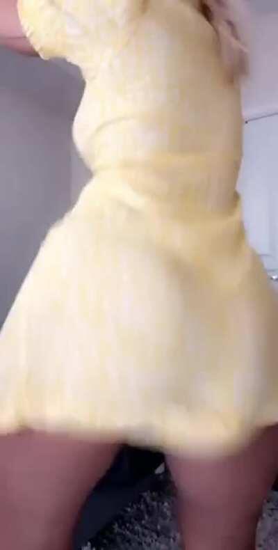 I wish i could post without my panties🤭