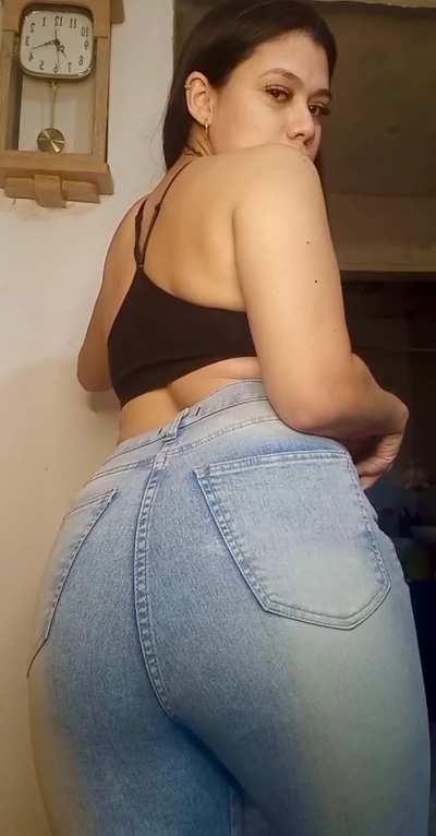 I have a collection of stinky jeans, do you want to smell them?