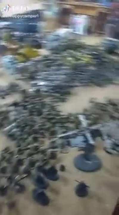 Hey there all you plastic addicts