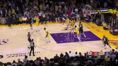 [Highlight] Kawhi stepback 3