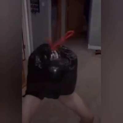 i see a normal trash