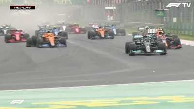 [Race] Hungarian GP start replay - Valtteri Bottas crash replay