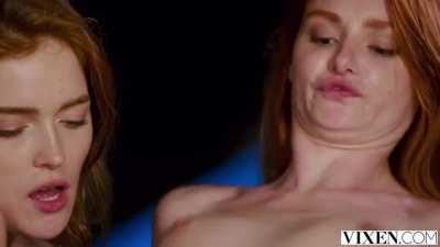 Jia Lissa, Lacy Lennon