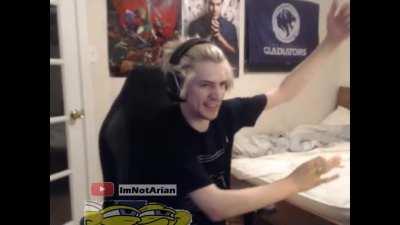 SIX CONSOLES xQc meme but everytime xQc says something a image shows up