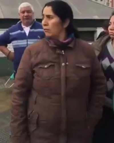 Me la coje tu vieja.