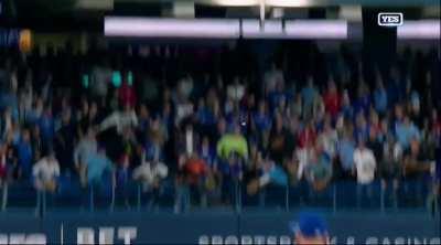 [Highlight] The reaction of the fans who just missed Judge’s 61 homer ball